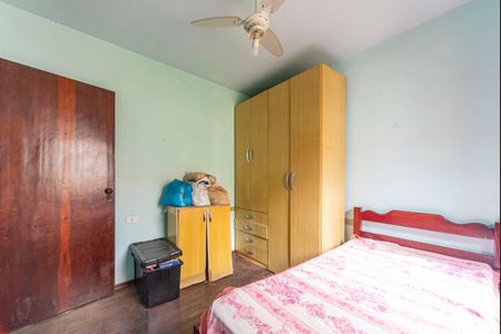 Casa à venda com 385m², 4 quartos e 3 vagas Casa à venda com 385m², 4 quartos e 3 vagasQuarto 1