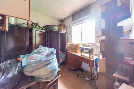 Casa à venda com 385m², 4 quartos e 3 vagas Casa à venda com 385m², 4 quartos e 3 vagasQuarto da Edícula