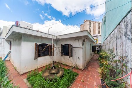 Casa à venda com 385m², 4 quartos e 3 vagas Casa à venda com 385m², 4 quartos e 3 vagasJardim e quintal