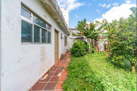 Casa à venda com 385m², 4 quartos e 3 vagas Casa à venda com 385m², 4 quartos e 3 vagasJardim e quintal