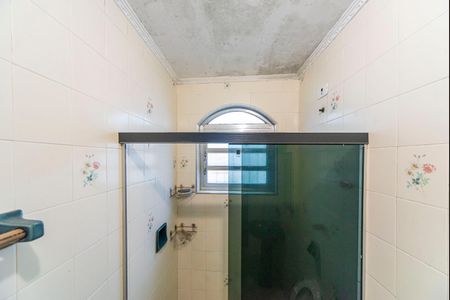 Casa à venda com 385m², 4 quartos e 3 vagas Casa à venda com 385m², 4 quartos e 3 vagasBanheiro Social