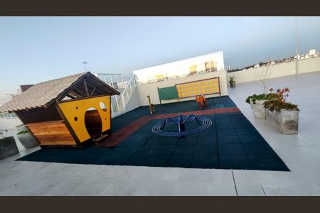 Apartamento para alugar com 61m², 2 quartos e 1 vaga Apartamento para alugar com 61m², 2 quartos e 1 vagaÁrea comum - Playground