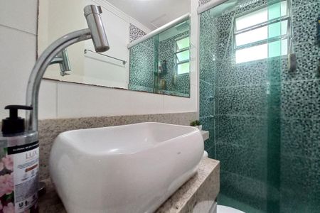 Apartamento à venda com 47m², 2 quartos e 1 vaga Apartamento à venda com 47m², 2 quartos e 1 vagaBanheiro