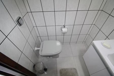 Casa à venda com 120m², 4 quartos e 4 vagasCasa 2 - Banheiro