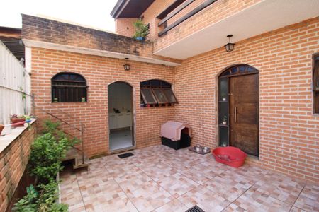 Casa à venda com 120m², 4 quartos e 4 vagasQuintal