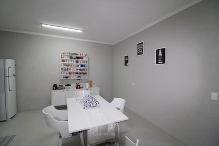 Casa à venda com 120m², 4 quartos e 4 vagasCasa 2 - Cozinha