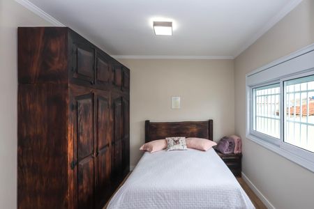 Casa à venda com 229m², 4 quartos e 3 vagasSuíte 2