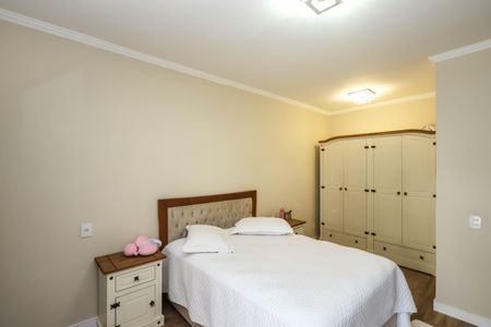 Casa à venda com 229m², 4 quartos e 3 vagasSuíte 4