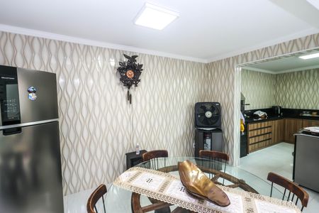 Casa à venda com 229m², 4 quartos e 3 vagasCozinha 2