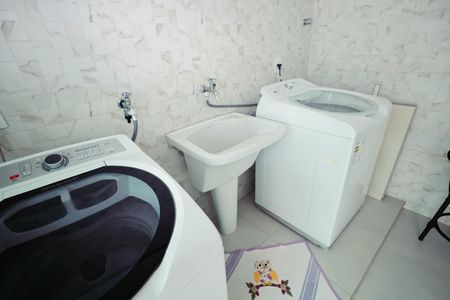 Casa à venda com 229m², 4 quartos e 3 vagasÁrea de Serviço