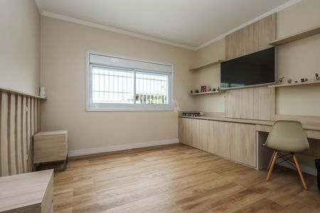 Casa à venda com 229m², 4 quartos e 3 vagasSuíte 1