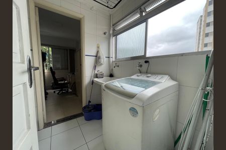 Apartamento à venda com 98m², 4 quartos e sem vagaÁrea de Serviço