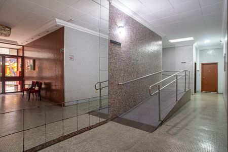 Apartamento à venda com 96m², 2 quartos e sem vagaÁrea comum - Hall Social