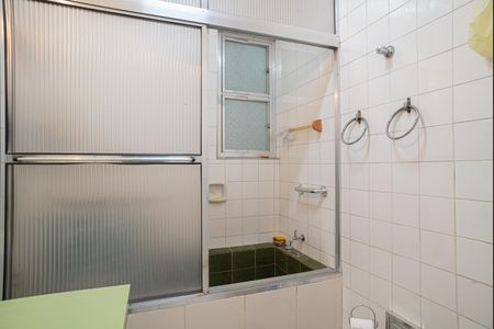 Apartamento à venda com 96m², 2 quartos e sem vagaBanheiro