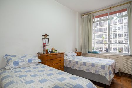Apartamento à venda com 96m², 2 quartos e sem vagaQuarto 2
