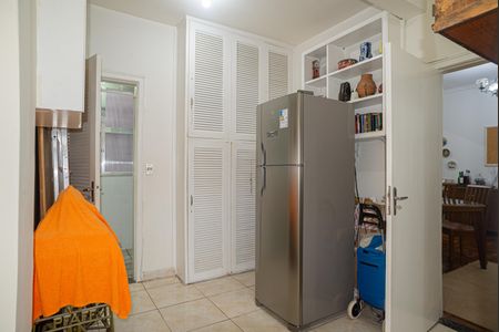 Apartamento à venda com 96m², 2 quartos e sem vagaDespensa