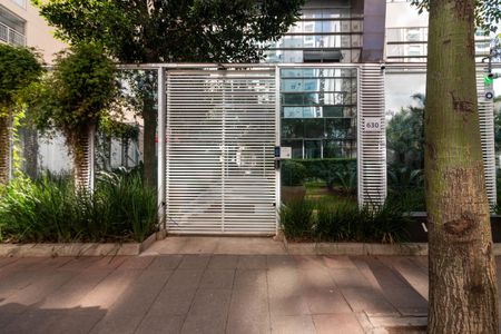 Apartamento à venda com 43m², 1 quarto e 1 vagaFachada e portaria