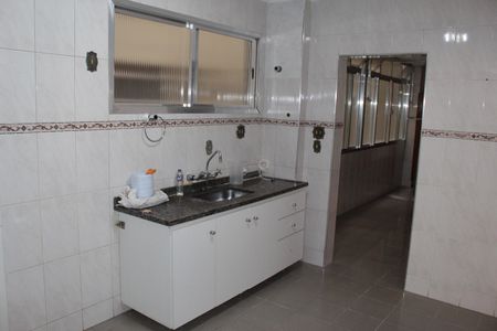 Apartamento à venda com 125m², 3 quartos e sem vagaCozinha