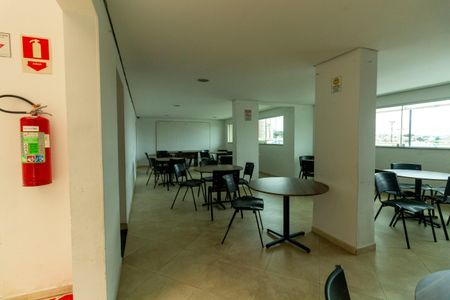 Apartamento para alugar com 72m², 3 quartos e 1 vaga Apartamento para alugar com 72m², 3 quartos e 1 vagaÁrea comum - Salão de Festas