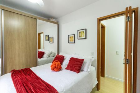 Apartamento para alugar com 72m², 3 quartos e 1 vaga Apartamento para alugar com 72m², 3 quartos e 1 vagaQuarto 2