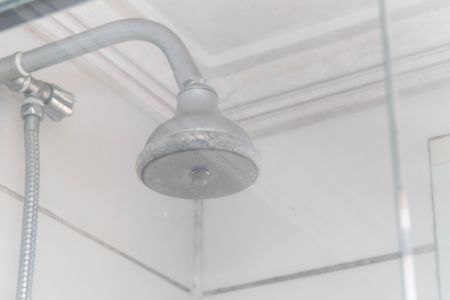 Apartamento à venda com 43m², 2 quartos e 1 vaga Apartamento à venda com 43m², 2 quartos e 1 vagaBanheiro Social