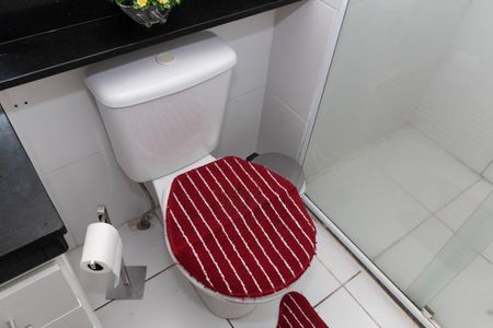 Apartamento à venda com 43m², 2 quartos e 1 vaga Apartamento à venda com 43m², 2 quartos e 1 vagaBanheiro Social