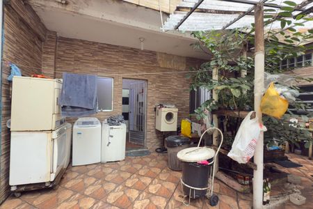 Casa para alugar com 15m², 1 quarto e sem vagaÁrea de Serviço