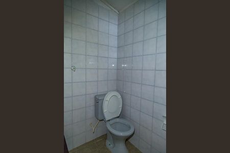 Casa à venda com 165m², 2 quartos e 1 vaga Casa à venda com 165m², 2 quartos e 1 vagaBanheiro