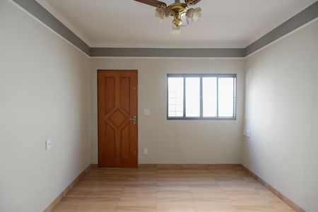 Casa para alugar com 220m², 3 quartos e 1 vagaSala