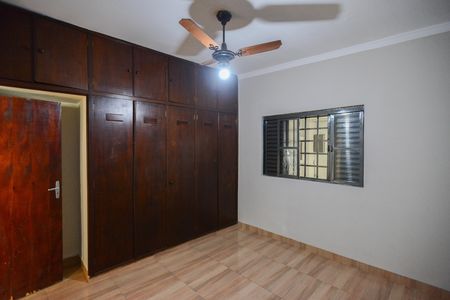 Casa para alugar com 220m², 3 quartos e 1 vagaQuarto 1