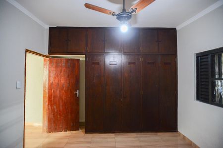 Casa para alugar com 220m², 3 quartos e 1 vagaQuarto 1
