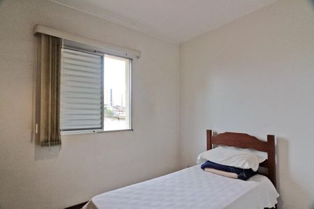 Casa à venda com 320m², 3 quartos e 10 vagasQuarto 2