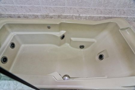 Casa à venda com 320m², 3 quartos e 10 vagasBanheiro da Suíte