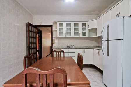 Casa à venda com 320m², 3 quartos e 10 vagasCozinha
