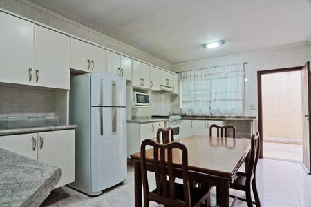 Casa à venda com 320m², 3 quartos e 10 vagasCozinha