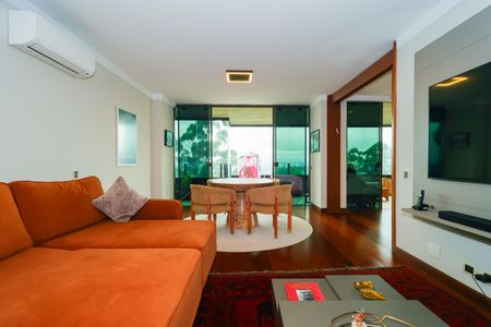 Apartamento para alugar com 520m², 3 quartos e 4 vagasSala de TV