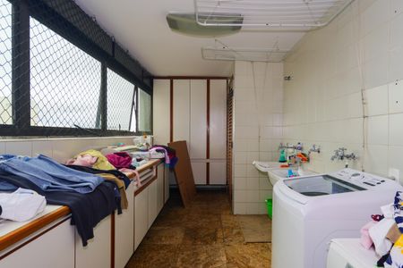 Apartamento para alugar com 520m², 3 quartos e 4 vagasÁrea de Serviço