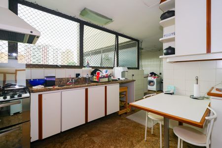 Apartamento para alugar com 520m², 3 quartos e 4 vagasCozinha