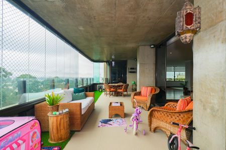 Apartamento para alugar com 520m², 3 quartos e 4 vagasVaranda da Sala