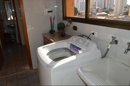 Apartamento à venda com 117m², 3 quartos e 2 vagasÁrea de Serviço