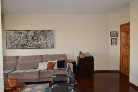 Apartamento à venda com 117m², 3 quartos e 2 vagasSala