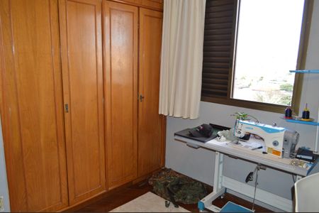 Apartamento à venda com 117m², 3 quartos e 2 vagasQuarto 1