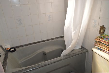 Apartamento à venda com 117m², 3 quartos e 2 vagasBanheiro da Suíte