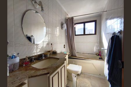 Apartamento à venda com 117m², 3 quartos e 2 vagasBanheiro Social