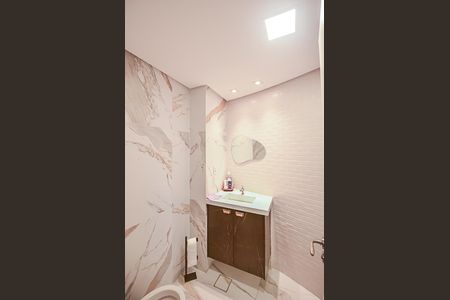 Apartamento à venda com 104m², 3 quartos e 2 vagasBanheiro da Suíte