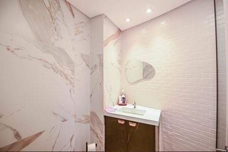 Apartamento à venda com 104m², 3 quartos e 2 vagasBanheiro da Suíte