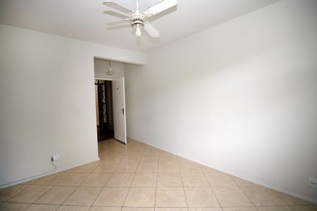 Apartamento para alugar com 72m², 3 quartos e 1 vagaSala