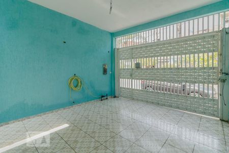 Casa à venda com 130m², 3 quartos e 2 vagas Casa à venda com 130m², 3 quartos e 2 vagasGaragem