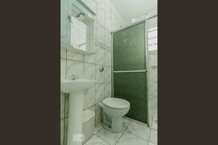 Casa à venda com 130m², 3 quartos e 2 vagas Casa à venda com 130m², 3 quartos e 2 vagasBanheiro