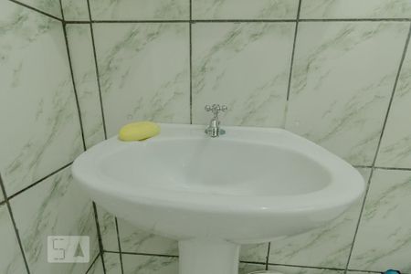 Casa à venda com 130m², 3 quartos e 2 vagas Casa à venda com 130m², 3 quartos e 2 vagasBanheiro